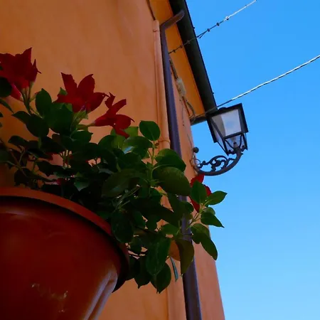 Bed & Breakfast Al Teatro 4*