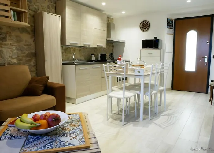 Al Teatro Bed and Breakfast 4*