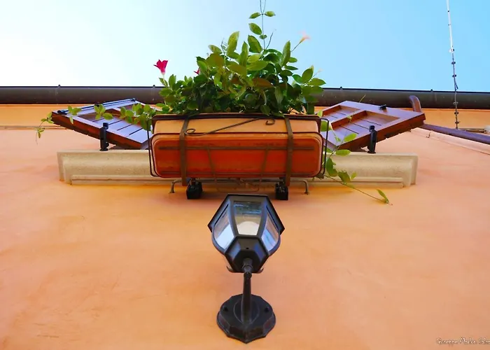 Al Teatro Bed and Breakfast